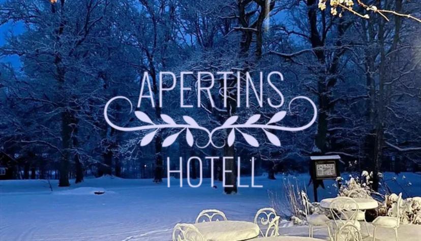 Apertins Hotell Kil Exteriör bild