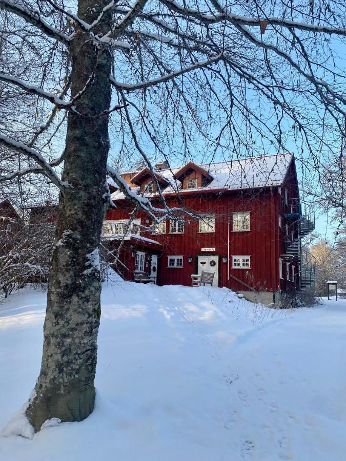 Apertins Hotell Kil Exteriör bild