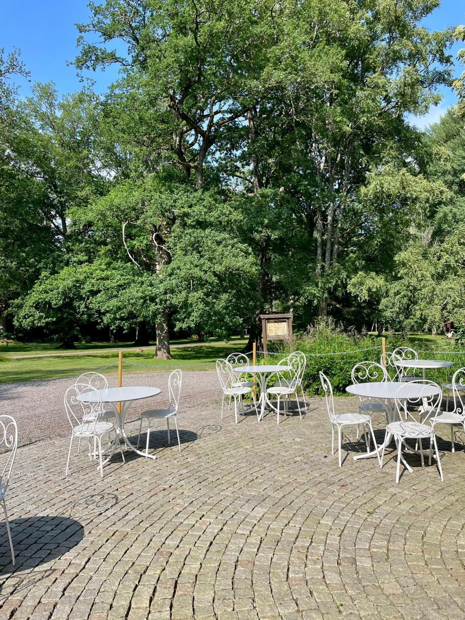 Apertins Hotell Kil Exteriör bild